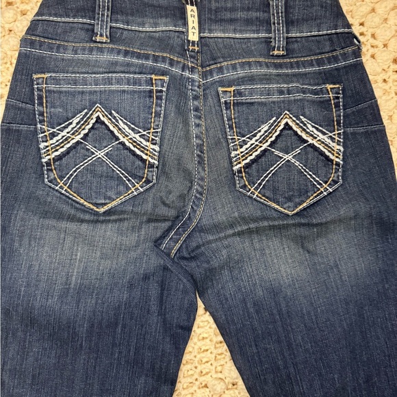 Ariat REAL Women's Blue Jeans.             #9 - Picture 14 of 14